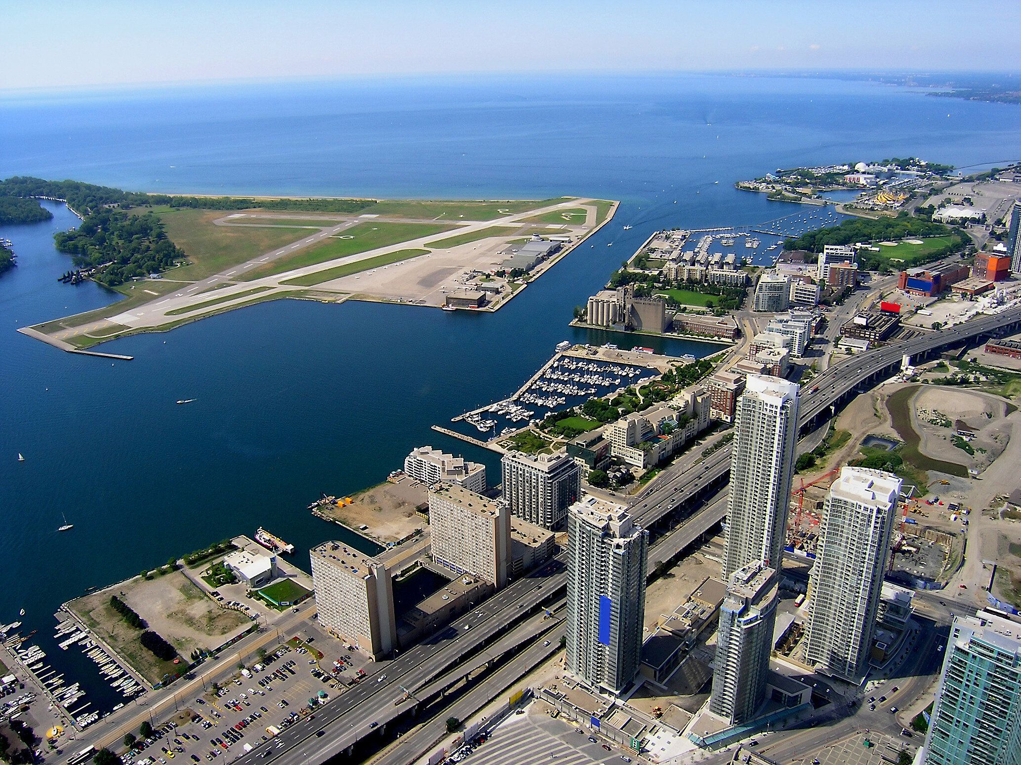Toronto's Billy Airport Best "Best Regional Airport" Award in Canada